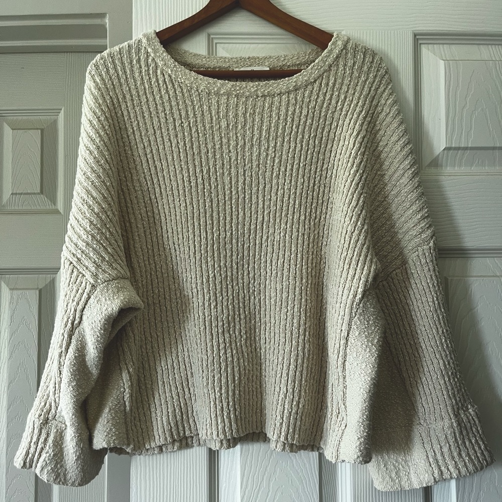 Neuflora Brunswick Sweater in Cream/Oatmeal, size small